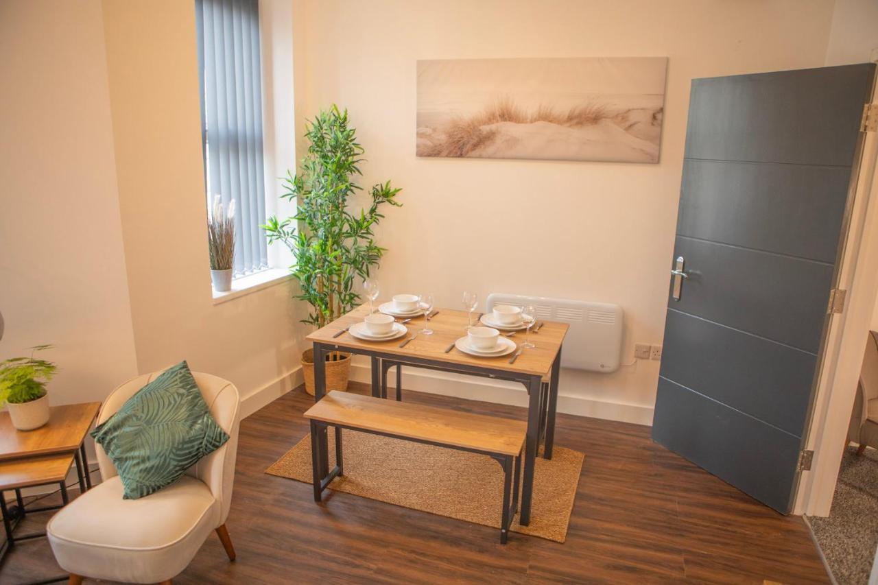 Principality Suites; Three Bed By Property Promise Κάρντιφ Εξωτερικό φωτογραφία