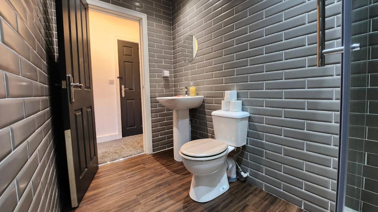 Principality Suites; Three Bed By Property Promise Κάρντιφ Εξωτερικό φωτογραφία