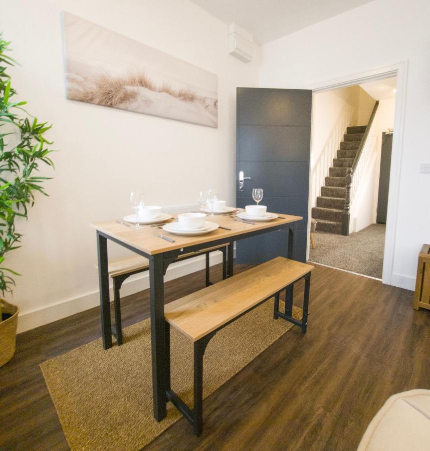 Principality Suites; Three Bed By Property Promise Κάρντιφ Εξωτερικό φωτογραφία