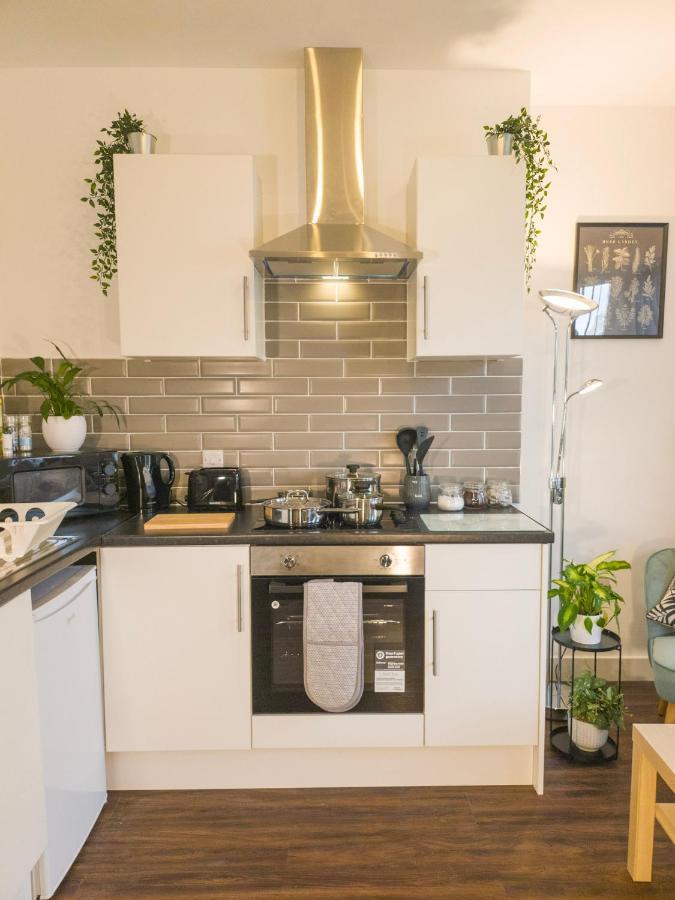 Principality Suites; Three Bed By Property Promise Κάρντιφ Εξωτερικό φωτογραφία
