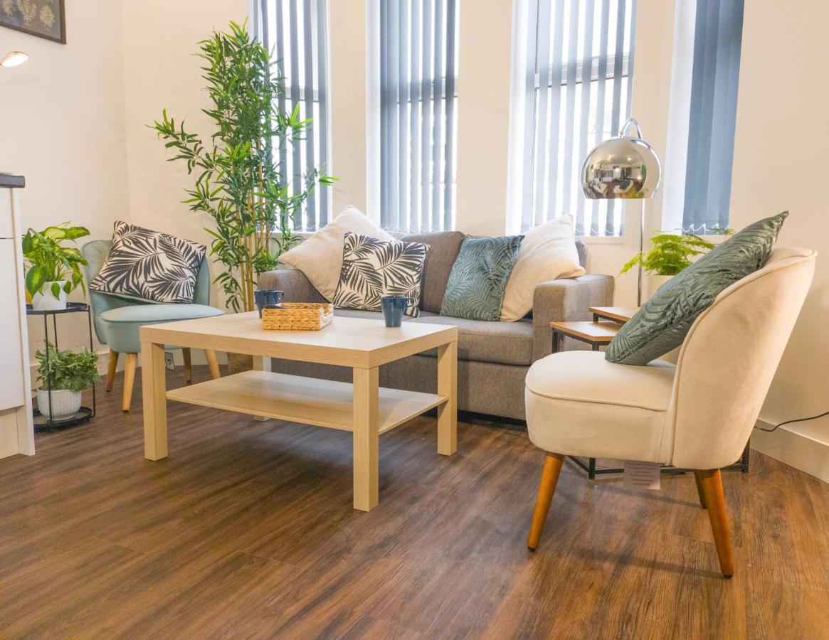 Principality Suites; Three Bed By Property Promise Κάρντιφ Εξωτερικό φωτογραφία