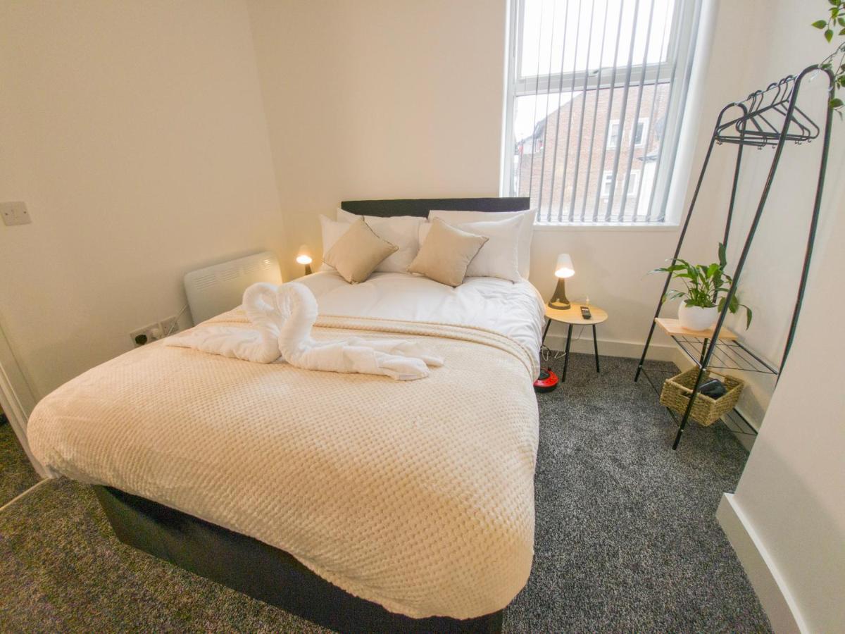 Principality Suites; Three Bed By Property Promise Κάρντιφ Εξωτερικό φωτογραφία