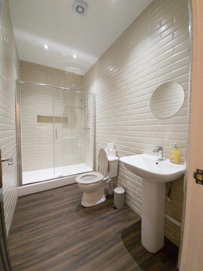 Principality Suites; Three Bed By Property Promise Κάρντιφ Εξωτερικό φωτογραφία